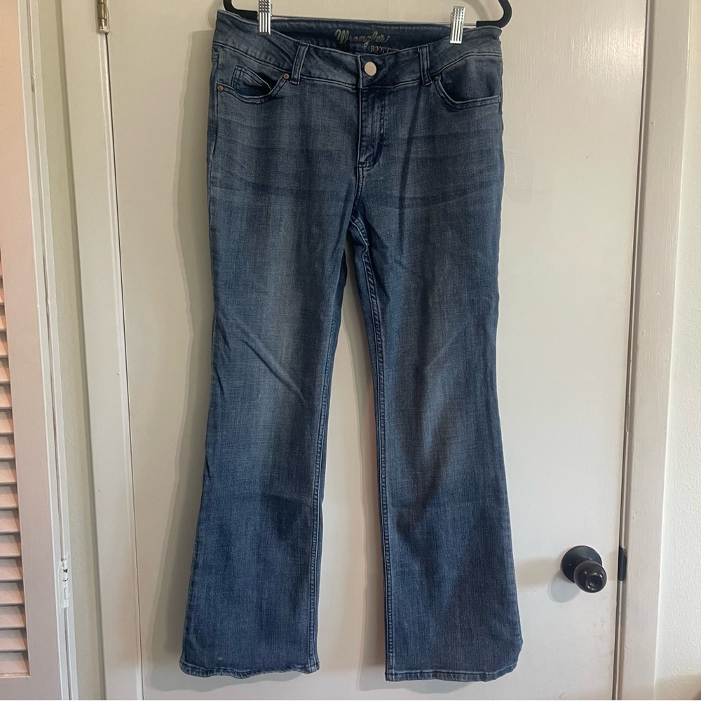 Wrangler Women’s Bootcut Jeans in Blue Denim Size 13